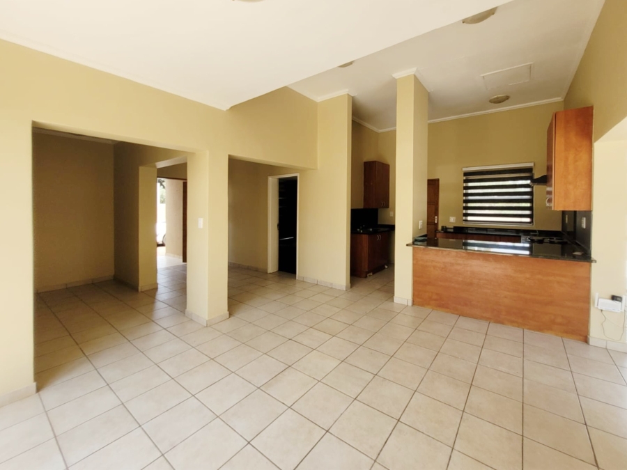 To Let 3 Bedroom Property for Rent in Kosmos North West